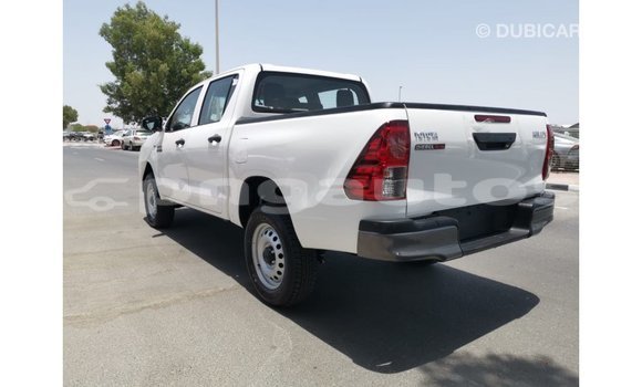 Buy Import Toyota Hilux White Car in Import - Dubai in Enga Buy Import Toyota Hilux White Car in Import - Dubai in Enga