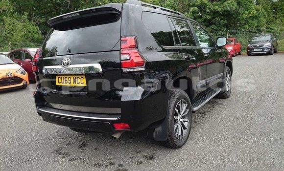 Buy Used Toyota Land Cruiser Other Car in Aiamback in Western (Fly) Buy Used Toyota Land Cruiser Other Car in Aiamback in Western (Fly)