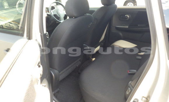 Buy Used Nissan Note Silver Car in Port Moresby in National Capital District Buy Used Nissan Note Silver Car in Port Moresby in National Capital District