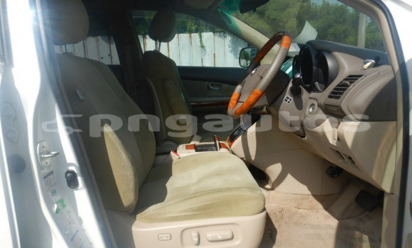 Buy Used Toyota Harrier White Car in Port Moresby in National Capital District Buy Used Toyota Harrier White Car in Port Moresby in National Capital District