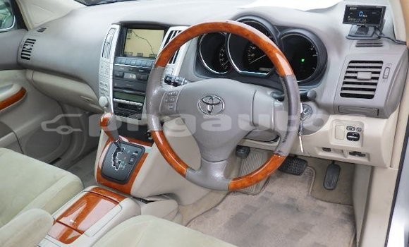 Buy Used Toyota Harrier Silver Car in Port Moresby in National Capital District Buy Used Toyota Harrier Silver Car in Port Moresby in National Capital District