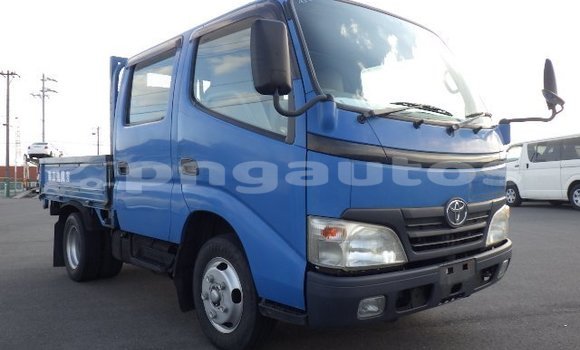 Buy Used Toyota Dyna Blue Truck in Port Moresby in National Capital District Buy Used Toyota Dyna Blue Truck in Port Moresby in National Capital District
