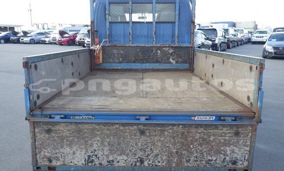 Buy Used Toyota Dyna Blue Truck in Port Moresby in National Capital District Buy Used Toyota Dyna Blue Truck in Port Moresby in National Capital District