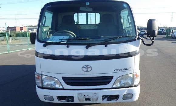 Buy Used Toyota LITEACE White Truck in Port Moresby in National Capital District