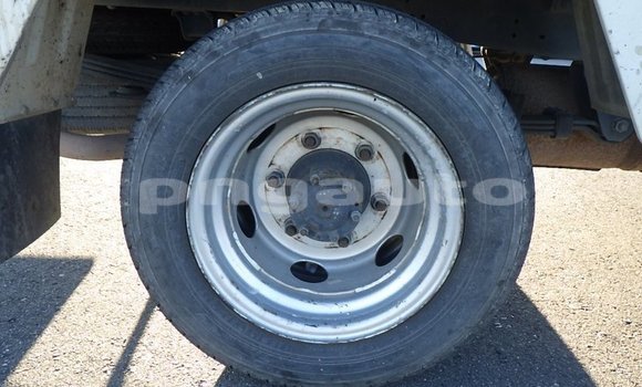 Buy Used Toyota LITEACE White Truck in Port Moresby in National Capital District Buy Used Toyota LITEACE White Truck in Port Moresby in National Capital District