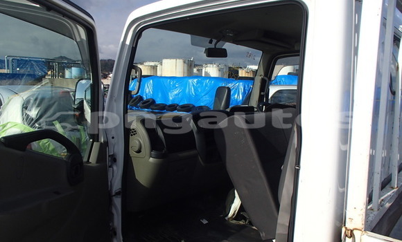 Buy Used Nissan UD White Truck in Port Moresby in National Capital District Buy Used Nissan UD White Truck in Port Moresby in National Capital District