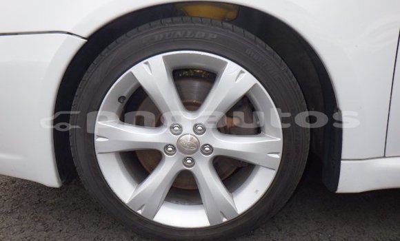 Buy Used Subaru Legacy White Car in Port Moresby in National Capital District Buy Used Subaru Legacy White Car in Port Moresby in National Capital District