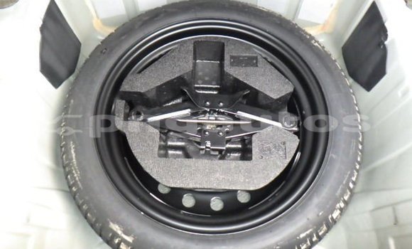 Buy Used Subaru Legacy White Car in Port Moresby in National Capital District Buy Used Subaru Legacy White Car in Port Moresby in National Capital District