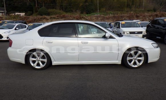 Buy Used Subaru Legacy White Car in Port Moresby in National Capital District Buy Used Subaru Legacy White Car in Port Moresby in National Capital District