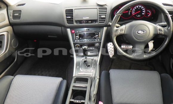 Buy Used Subaru Legacy White Car in Port Moresby in National Capital District Buy Used Subaru Legacy White Car in Port Moresby in National Capital District