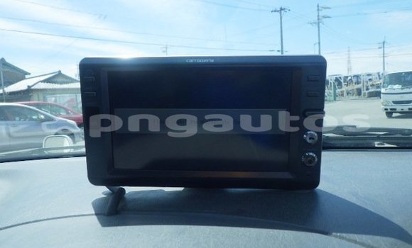 Buy Used Toyota Harrier White Car in Port Moresby in National Capital District Buy Used Toyota Harrier White Car in Port Moresby in National Capital District