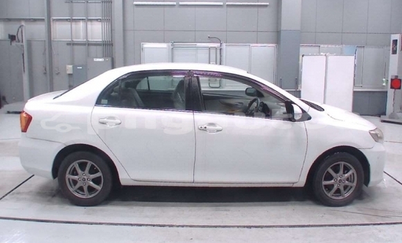 Buy Used Toyota Axio White Car in Port Moresby in National Capital District Buy Used Toyota Axio White Car in Port Moresby in National Capital District
