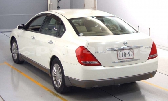 Buy Used Nissan Teana White Car in Port Moresby in National Capital District Buy Used Nissan Teana White Car in Port Moresby in National Capital District