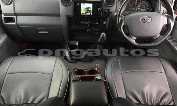 Buy Used Toyota Land Cruiser Red Car in Port Moresby in National Capital District Buy Used Toyota Land Cruiser Red Car in Port Moresby in National Capital District