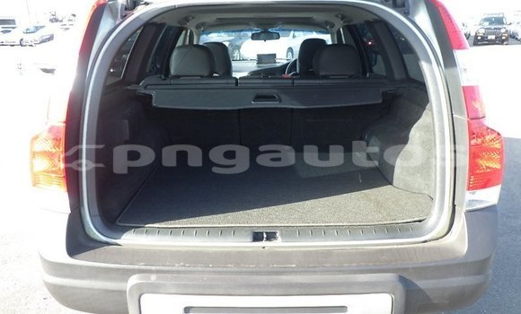 Buy Used Volvo V70 Silver Car in Port Moresby in National Capital District Buy Used Volvo V70 Silver Car in Port Moresby in National Capital District