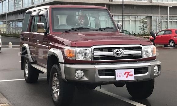 Buy Used Toyota Land Cruiser Red Car in Port Moresby in National Capital District Buy Used Toyota Land Cruiser Red Car in Port Moresby in National Capital District