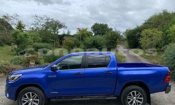 Buy Used Toyota Hilux Blue Car in Port Moresby in National Capital District Buy Used Toyota Hilux Blue Car in Port Moresby in National Capital District