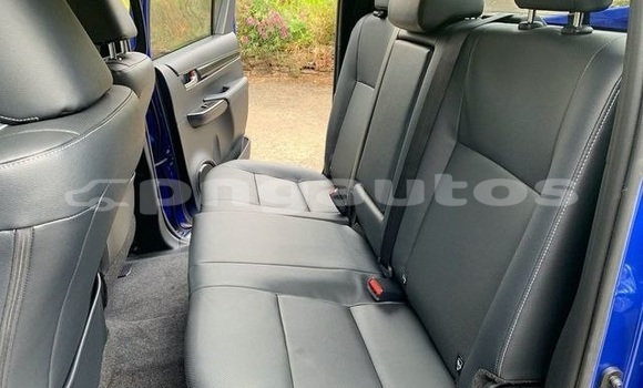Buy Used Toyota Hilux Blue Car in Port Moresby in National Capital District Buy Used Toyota Hilux Blue Car in Port Moresby in National Capital District