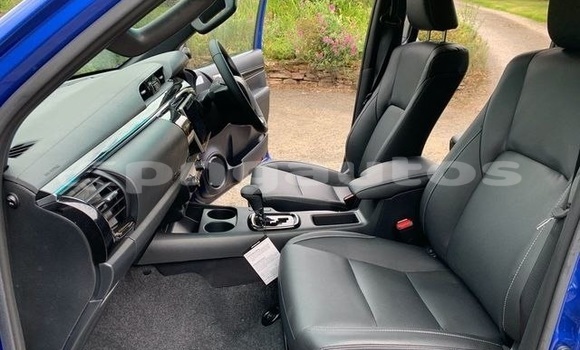 Buy Used Toyota Hilux Blue Car in Port Moresby in National Capital District Buy Used Toyota Hilux Blue Car in Port Moresby in National Capital District