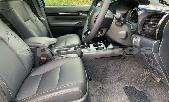 Buy Used Toyota Hilux Blue Car in Port Moresby in National Capital District Buy Used Toyota Hilux Blue Car in Port Moresby in National Capital District