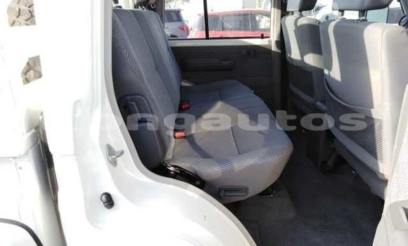 Buy Used Toyota Land Cruiser White Car in Port Moresby in National Capital District Buy Used Toyota Land Cruiser White Car in Port Moresby in National Capital District