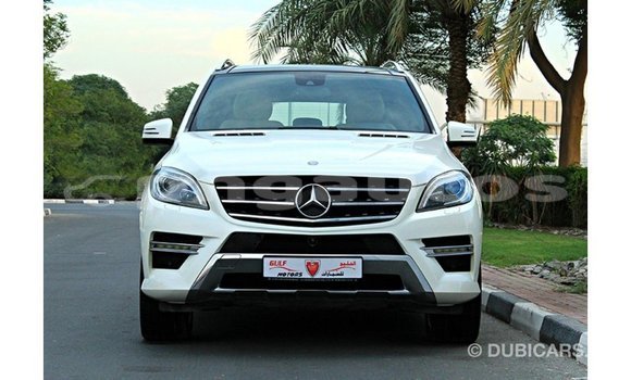 Buy Import Mercedes-Benz 190 White Car in Import - Dubai in Enga Buy Import Mercedes-Benz 190 White Car in Import - Dubai in Enga