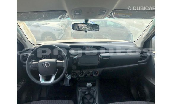 Buy Import Toyota Hilux White Car in Import - Dubai in Enga Buy Import Toyota Hilux White Car in Import - Dubai in Enga