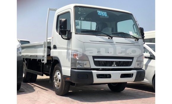 Buy Import Mitsubishi L400 White Truck in Import - Dubai in Enga