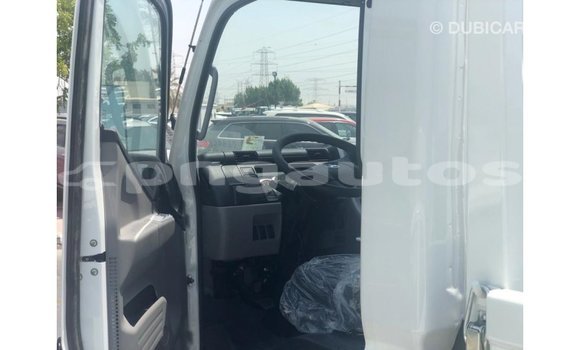 Buy Import Mitsubishi L400 White Truck in Import - Dubai in Enga Buy Import Mitsubishi L400 White Truck in Import - Dubai in Enga