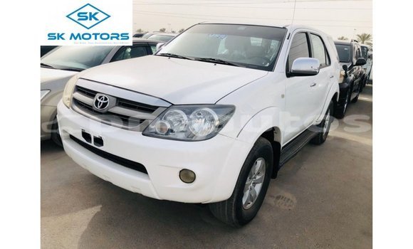 Buy Import Toyota Fortuner White Car in Import - Dubai in Enga