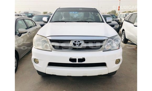 Buy Import Toyota Fortuner White Car in Import - Dubai in Enga Buy Import Toyota Fortuner White Car in Import - Dubai in Enga