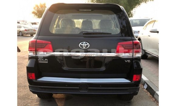 Buy Import Toyota Land Cruiser Black Car in Import - Dubai in Enga Buy Import Toyota Land Cruiser Black Car in Import - Dubai in Enga