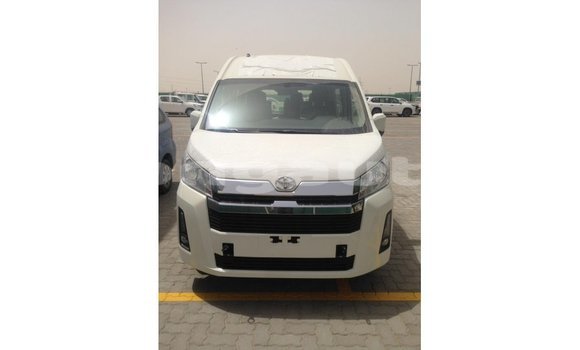Buy Import Toyota Hiace White Car in Import - Dubai in Enga Buy Import Toyota Hiace White Car in Import - Dubai in Enga