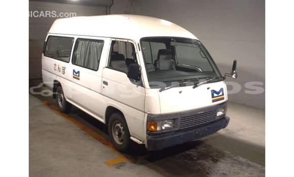 Buy Import Nissan Caravan White Car in Import - Dubai in Enga Buy Import Nissan Caravan White Car in Import - Dubai in Enga