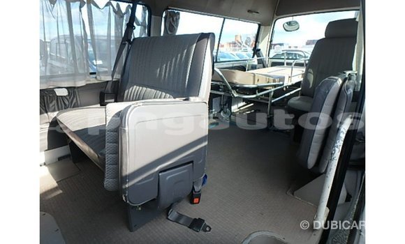 Buy Import Nissan Caravan White Car in Import - Dubai in Enga Buy Import Nissan Caravan White Car in Import - Dubai in Enga