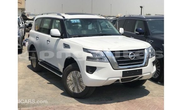 Buy Import Nissan Patrol White Car in Import - Dubai in Enga Buy Import Nissan Patrol White Car in Import - Dubai in Enga