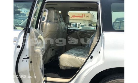 Buy Import Nissan Patrol White Car in Import - Dubai in Enga Buy Import Nissan Patrol White Car in Import - Dubai in Enga