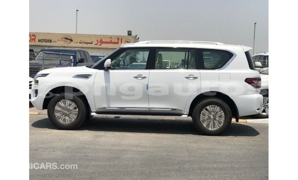 Buy Import Nissan Patrol White Car in Import - Dubai in Enga Buy Import Nissan Patrol White Car in Import - Dubai in Enga
