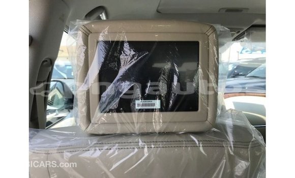 Buy Import Nissan Patrol White Car in Import - Dubai in Enga Buy Import Nissan Patrol White Car in Import - Dubai in Enga