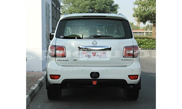 Buy Import Nissan Patrol White Car in Import - Dubai in Enga Buy Import Nissan Patrol White Car in Import - Dubai in Enga