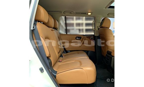 Buy Import Nissan Patrol White Car in Import - Dubai in Enga Buy Import Nissan Patrol White Car in Import - Dubai in Enga