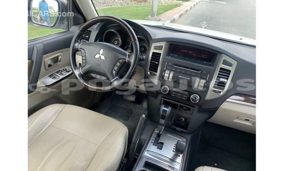 Buy Import Mitsubishi Pajero White Car in Import - Dubai in Enga Buy Import Mitsubishi Pajero White Car in Import - Dubai in Enga