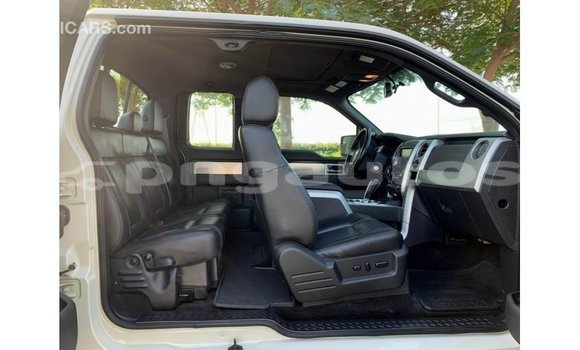 Buy Import Ford Club Wagon Beige Car in Import - Dubai in Enga Buy Import Ford Club Wagon Beige Car in Import - Dubai in Enga