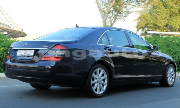 Buy Import Mercedes-Benz 200 Blue Car in Import - Dubai in Enga Buy Import Mercedes-Benz 200 Blue Car in Import - Dubai in Enga