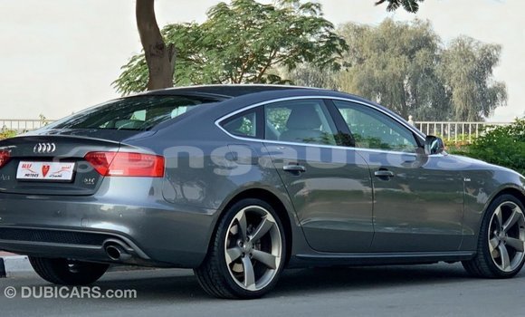 Buy Import Audi 100 Other Car in Import - Dubai in Enga Buy Import Audi 100 Other Car in Import - Dubai in Enga