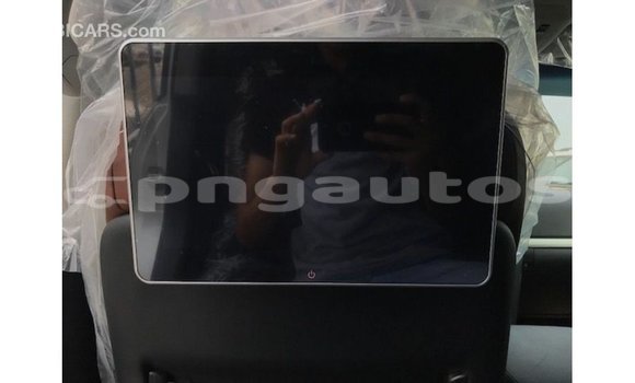 Buy Import Toyota Land Cruiser White Car in Import - Dubai in Enga Buy Import Toyota Land Cruiser White Car in Import - Dubai in Enga