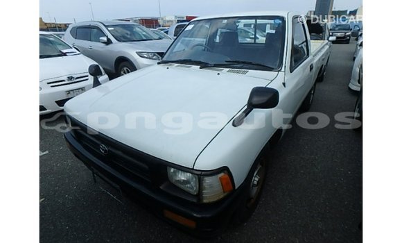 Buy Import Toyota Hilux White Car in Import - Dubai in Enga Buy Import Toyota Hilux White Car in Import - Dubai in Enga