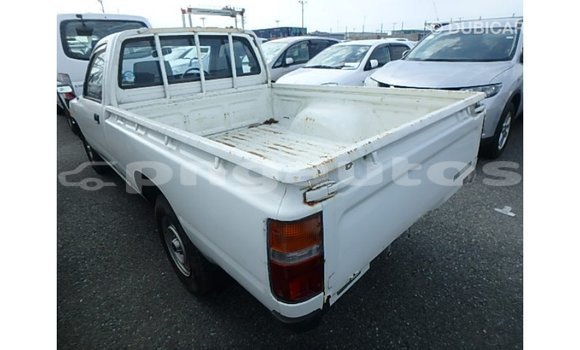 Buy Import Toyota Hilux White Car in Import - Dubai in Enga Buy Import Toyota Hilux White Car in Import - Dubai in Enga