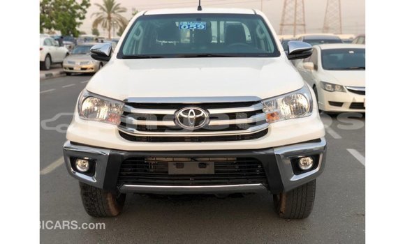 Buy Import Toyota Hilux White Car in Import - Dubai in Enga Buy Import Toyota Hilux White Car in Import - Dubai in Enga