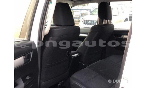 Buy Import Toyota Hilux White Car in Import - Dubai in Enga Buy Import Toyota Hilux White Car in Import - Dubai in Enga